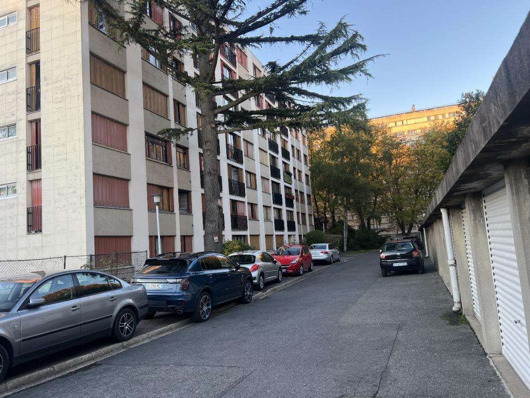 Appartement à BONDY