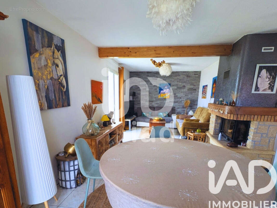 Photo 5 - Maison à ORCHAMPS-VENNES