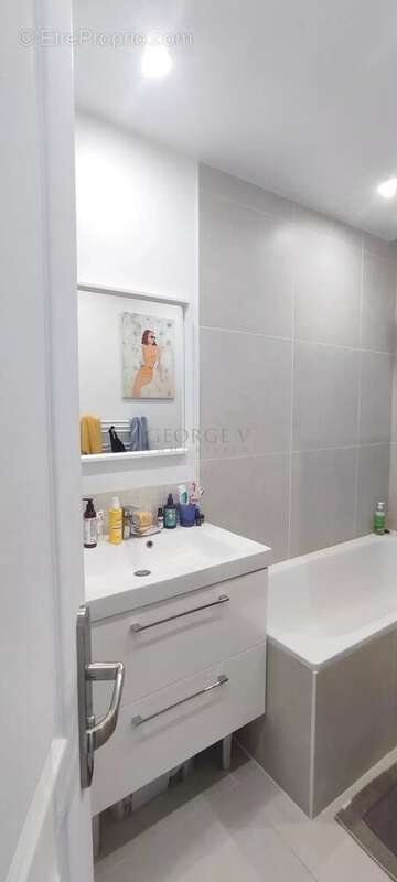 Appartement à SARTROUVILLE
