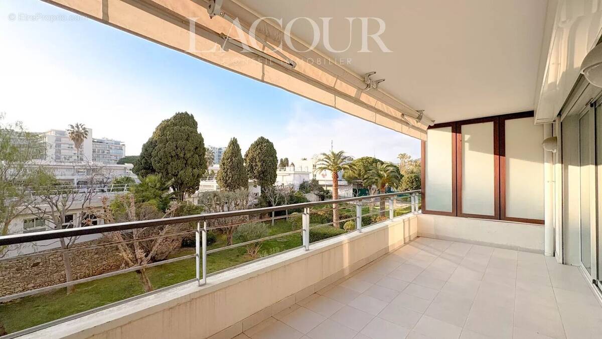 Appartement à CANNES