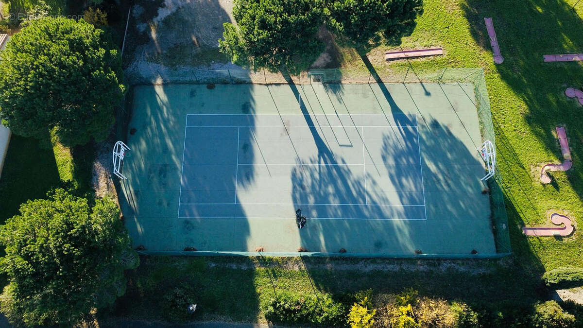 Appartement à GALLARGUES-LE-MONTUEUX