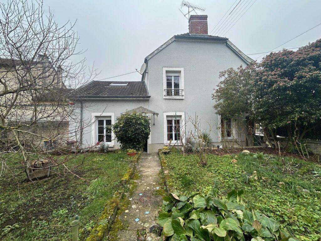Maison à DORMANS
