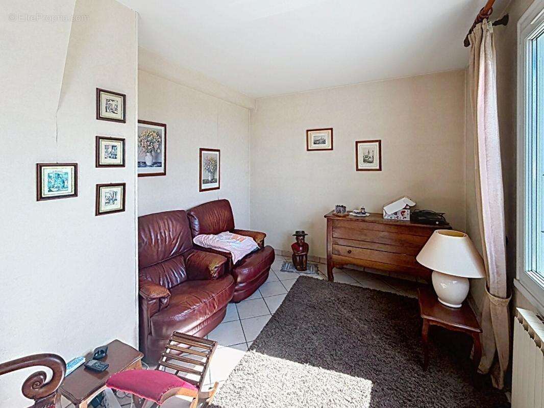 Maison à COULANGES-LES-NEVERS