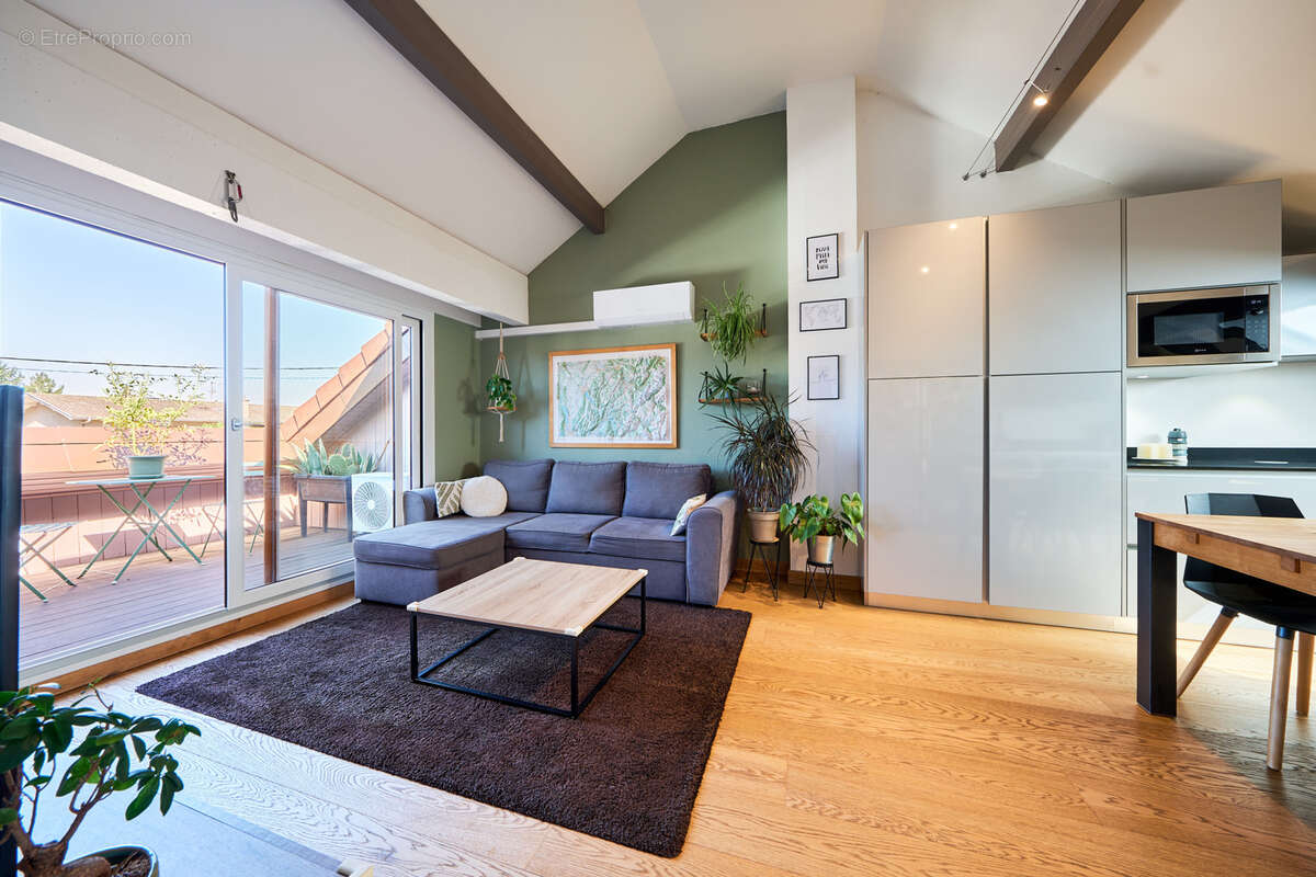 Appartement à ANNECY-LE-VIEUX