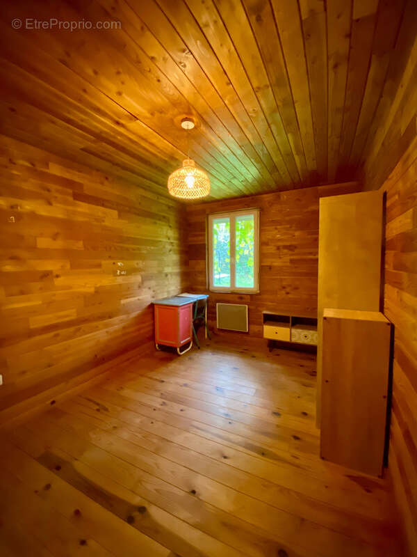 Sous compromis - Maison en pierres 160 m2 dans un environnement préservé avec vue ! - photo 10