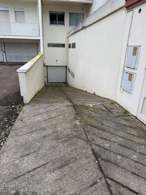 Parking à LA BAULE-ESCOUBLAC