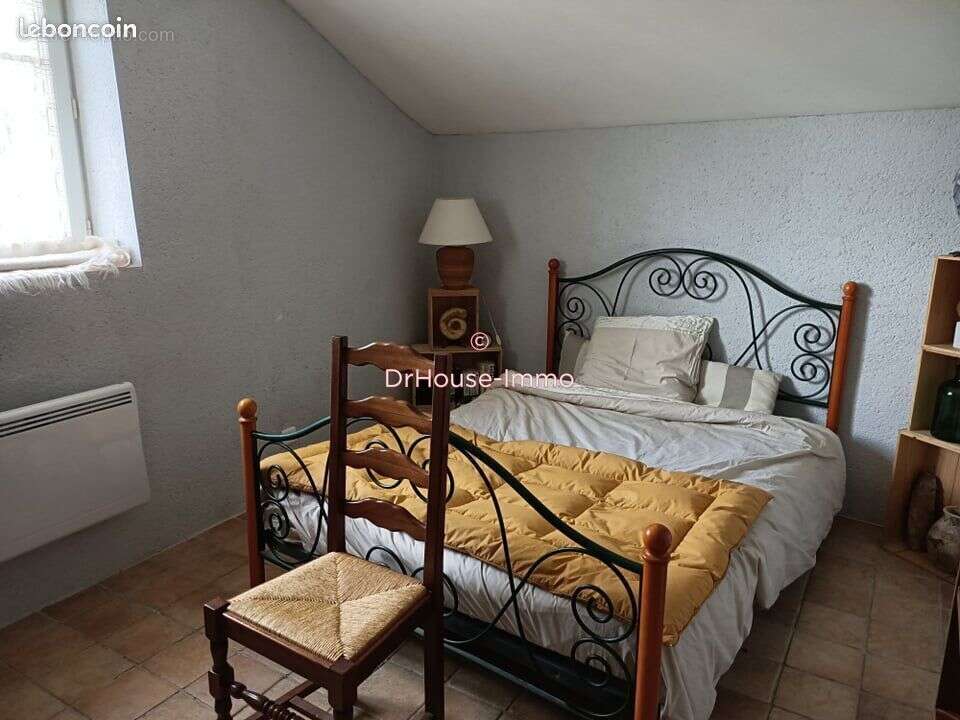 Appartement à CROUZILLES