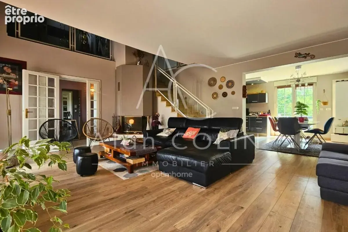 Maison individuelle 4 façades – 182 m² – 4 chambres – Terrain de 8 ares à Yutz - photo 3