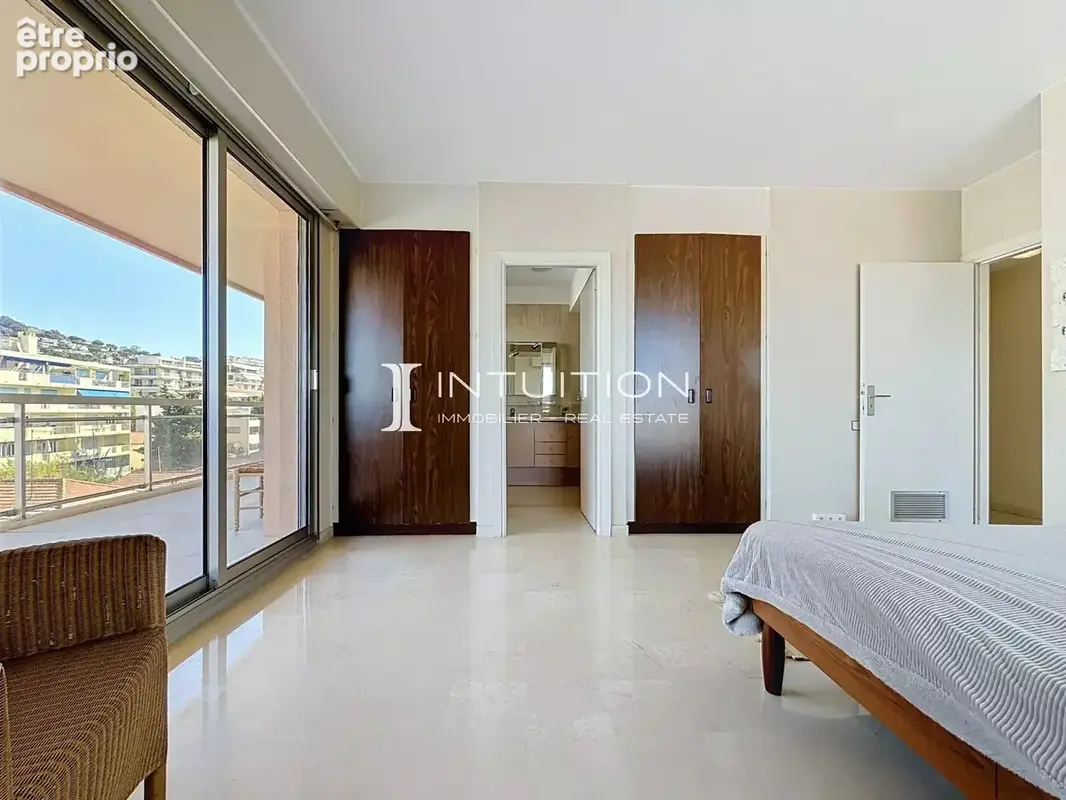 Cannes - Basse Californie : Vaste appartement toit terrasse avec garage - photo 21