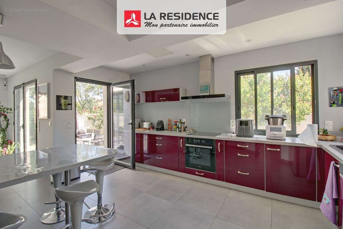 Maison 150 m² à Conflans-Sainte-Honorine  - photo 8