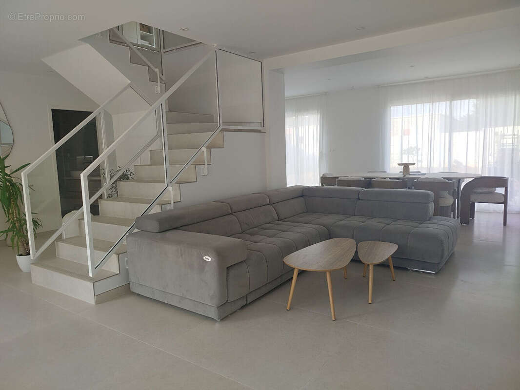 Maison à VERNOUILLET