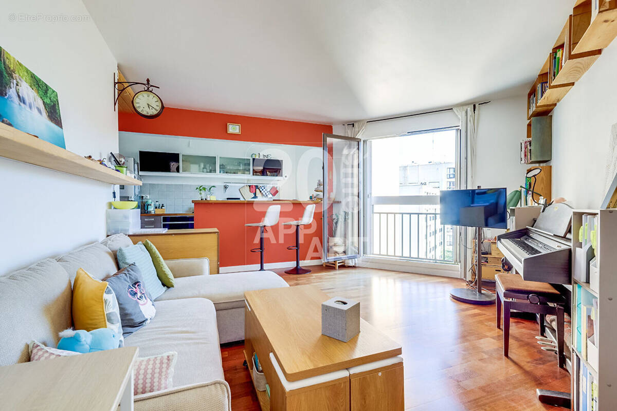 Appartement à PARIS-19E