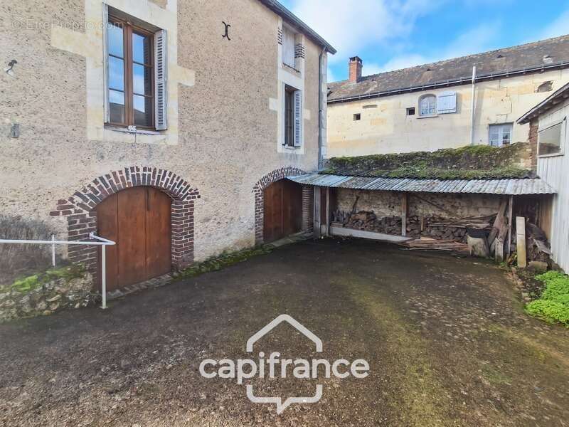 Maison à RUILLE-SUR-LOIR