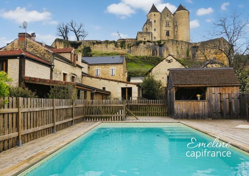 Maison à SALIGNAC-EYVIGUES