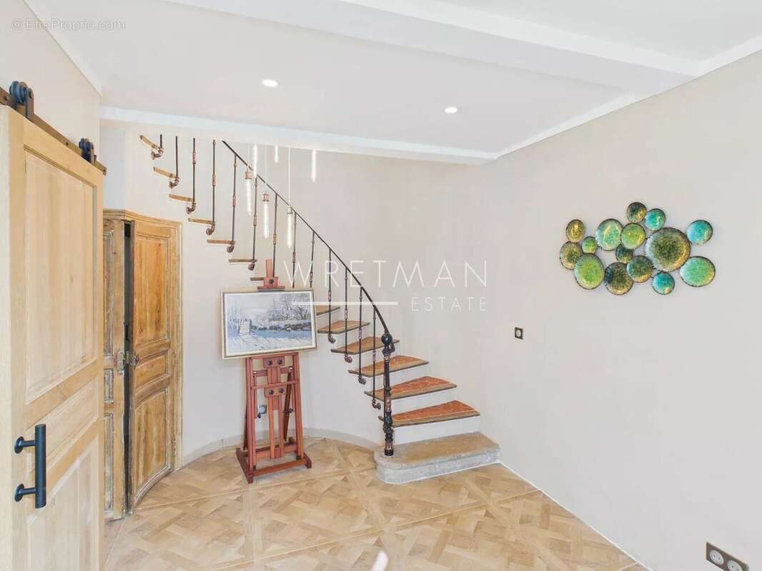 Maison à MONTAUROUX