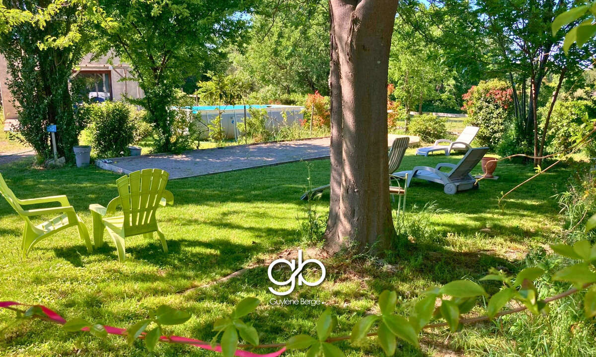 Propriété familiale avec 3 logements indépendants, piscine, installations équestres et hangar à boisseron - photo 4