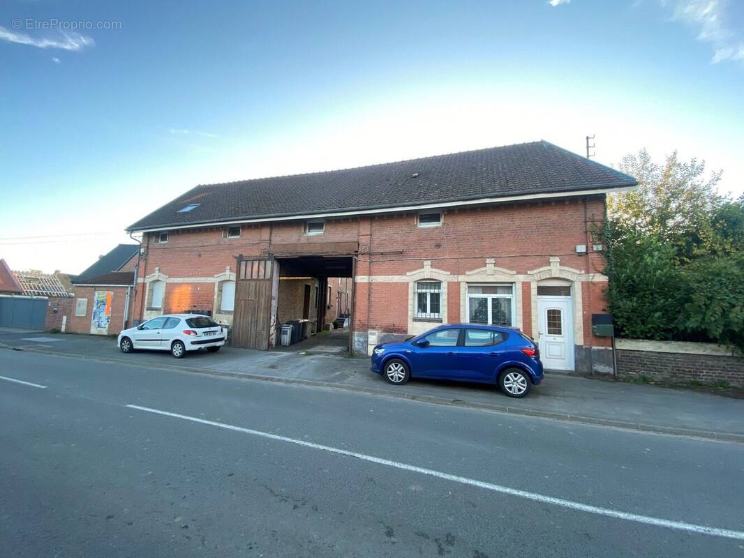 Appartement à FLINES-LEZ-RACHES
