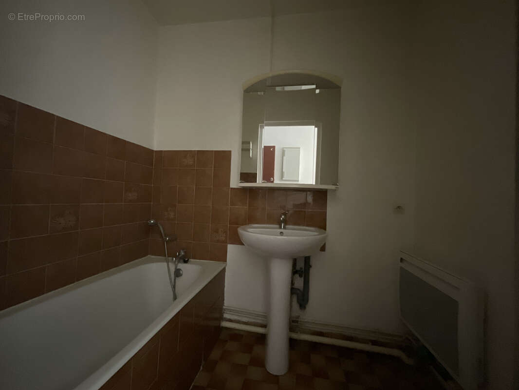 Appartement à LA COTE-SAINT-ANDRE