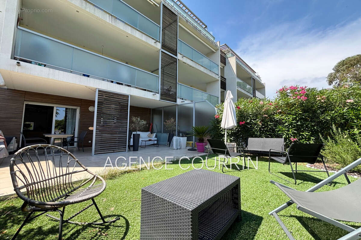 Appartement à LE CANNET