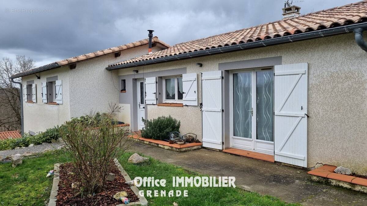 Maison à SAINT-CEZERT