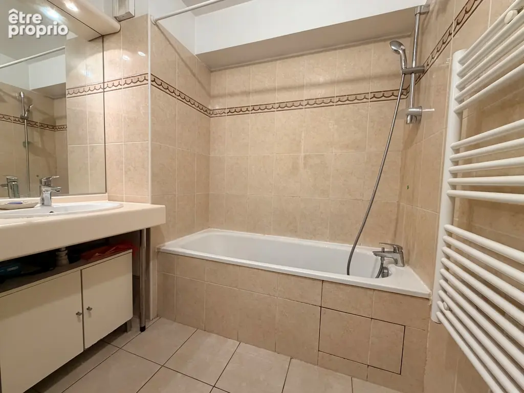 Appartement 2 pièces de 48 m² à CHATILLON - photo 6