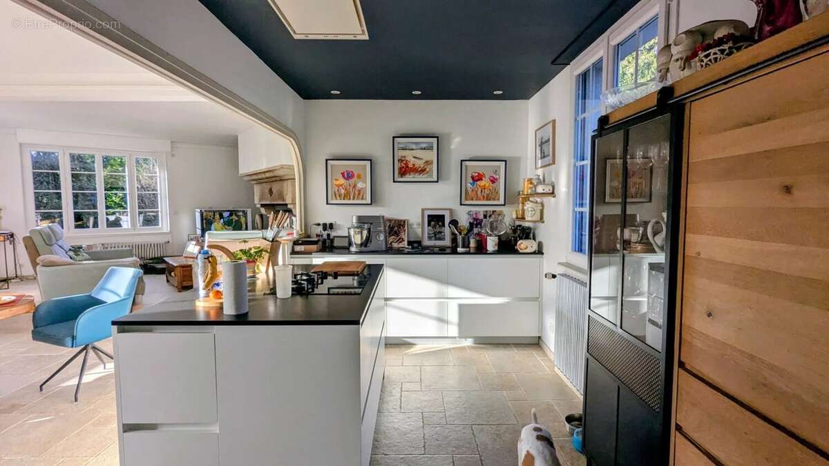 Maison à PLONEVEZ-PORZAY