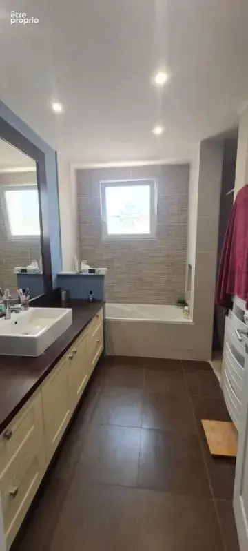VIlla de 135 m² de plein pied avec piscine sur un terrain de 506m² - photo 16