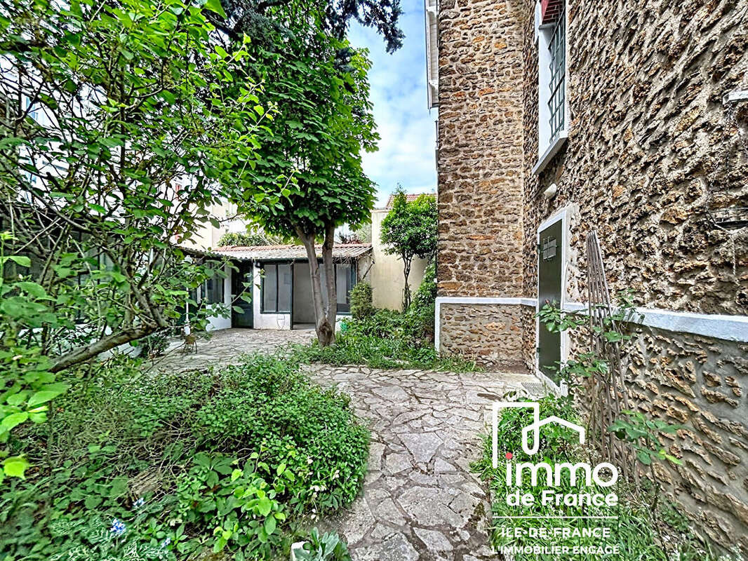 Maison à VILLEMOMBLE
