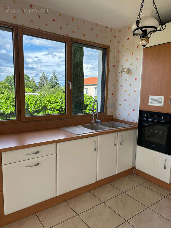 Appartement à LIMAS
