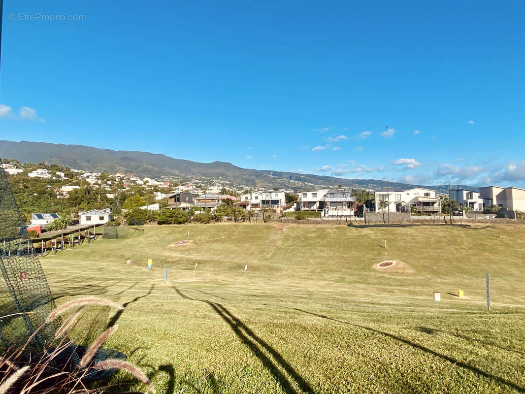 Terrain à SAINTE-MARIE