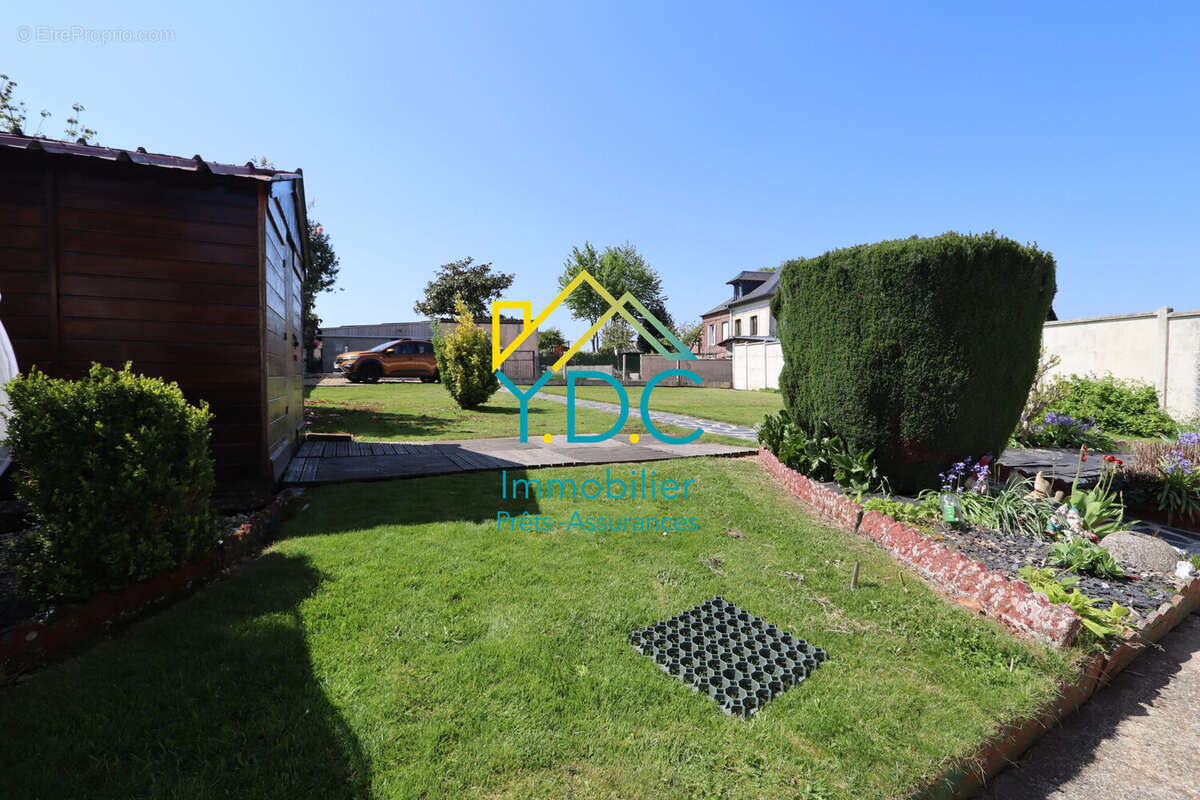 Maison à SAINT-MACLOU-LA-BRIERE