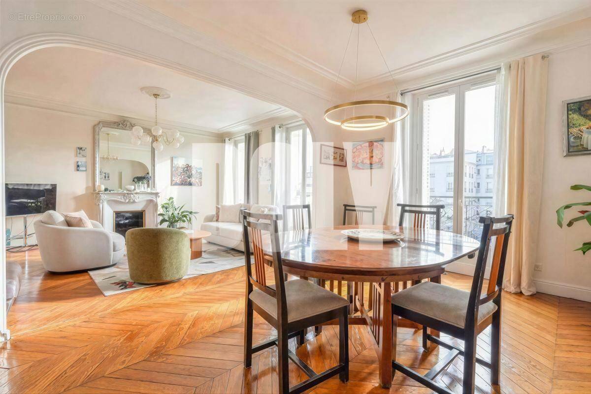 Appartement à SAINT-MANDE