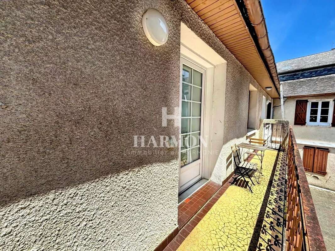 Appartement à OLORON-SAINTE-MARIE