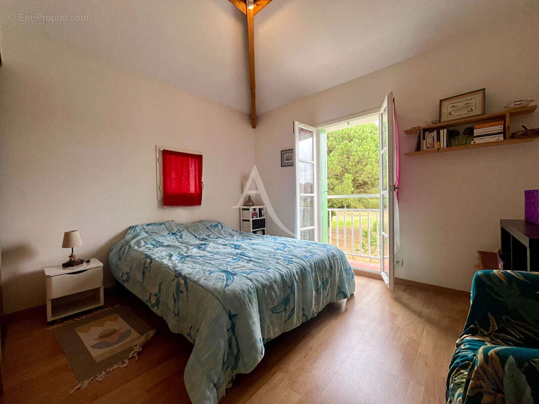 Maison à L&#039;AIGUILLON-SUR-VIE