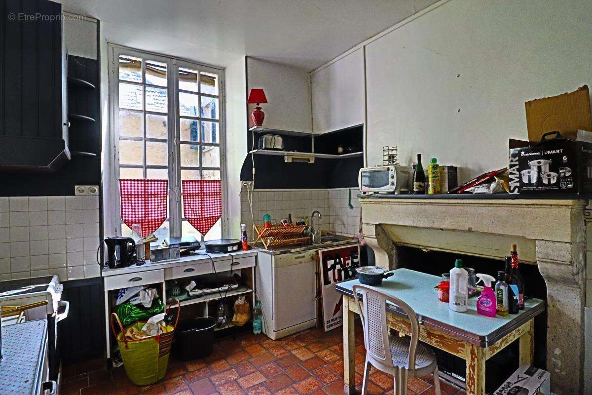 Maison à SAINT-SATUR