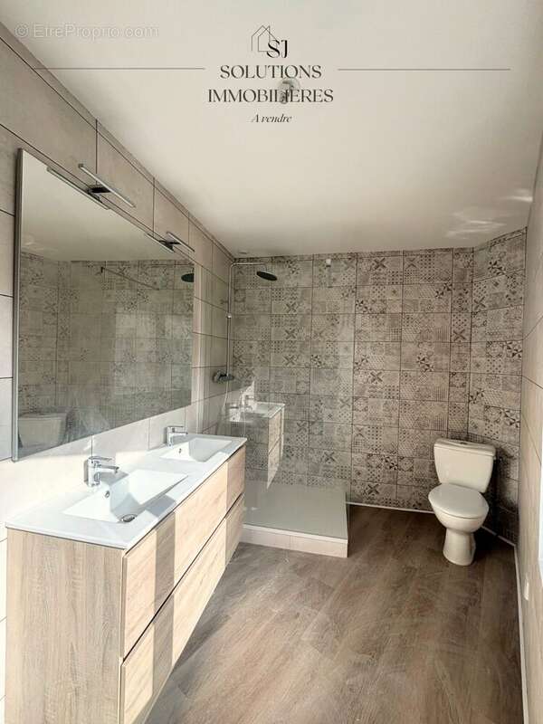 Maison à SAINT-ALBAN-DU-RHONE