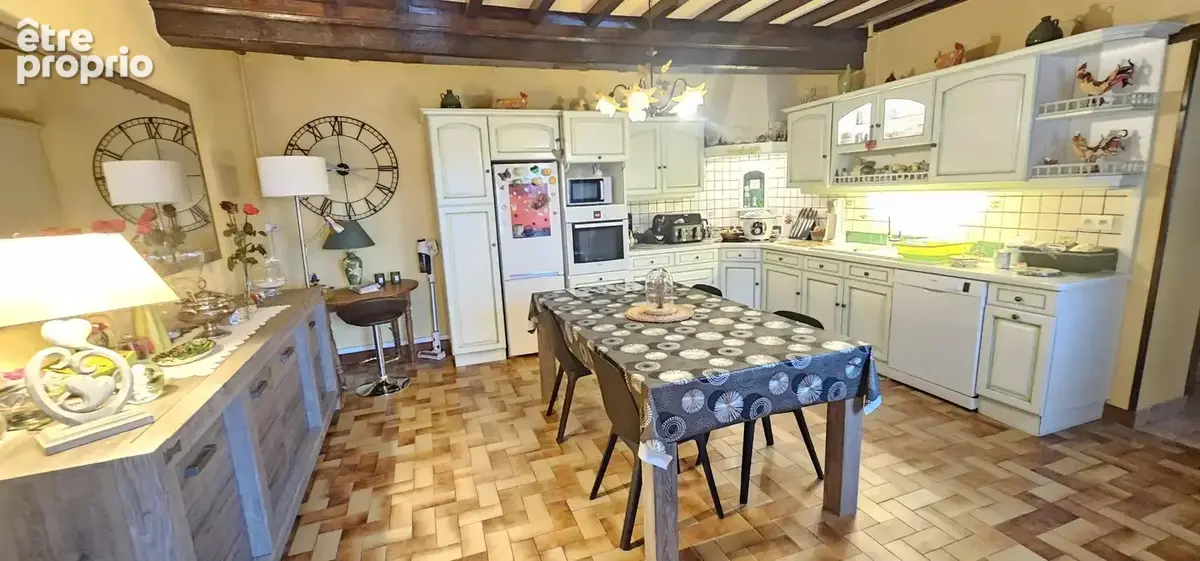 Maison 4 pièces Brussieu - 389000 € - photo 4