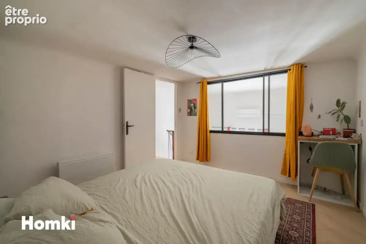 Appartement T5 de 105 m² à Marseille 13002, Rue Chevalier Paul - photo 9