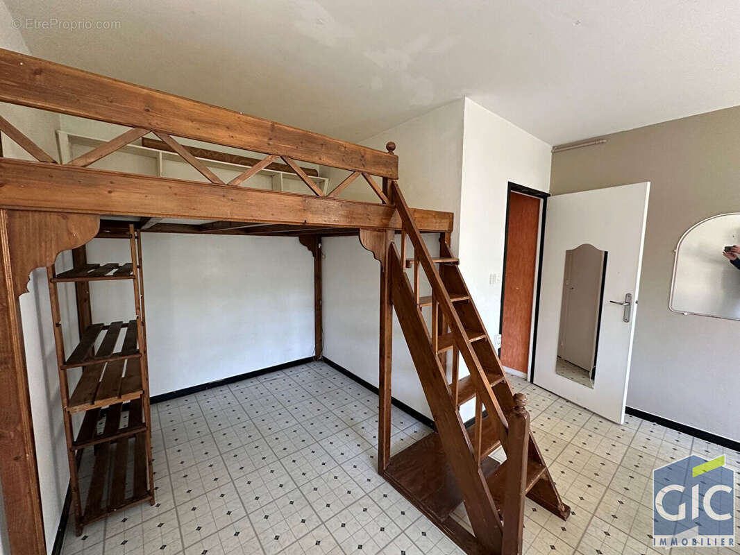 Appartement à HEROUVILLE-SAINT-CLAIR