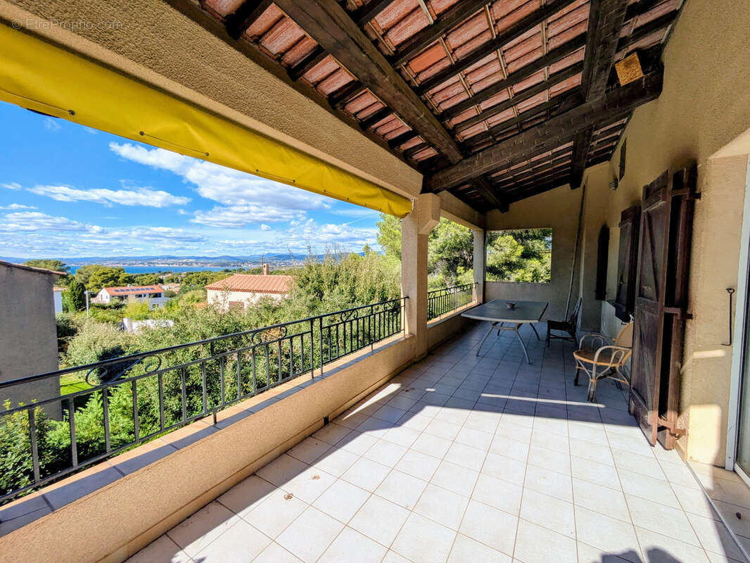 Maison à SIX-FOURS-LES-PLAGES