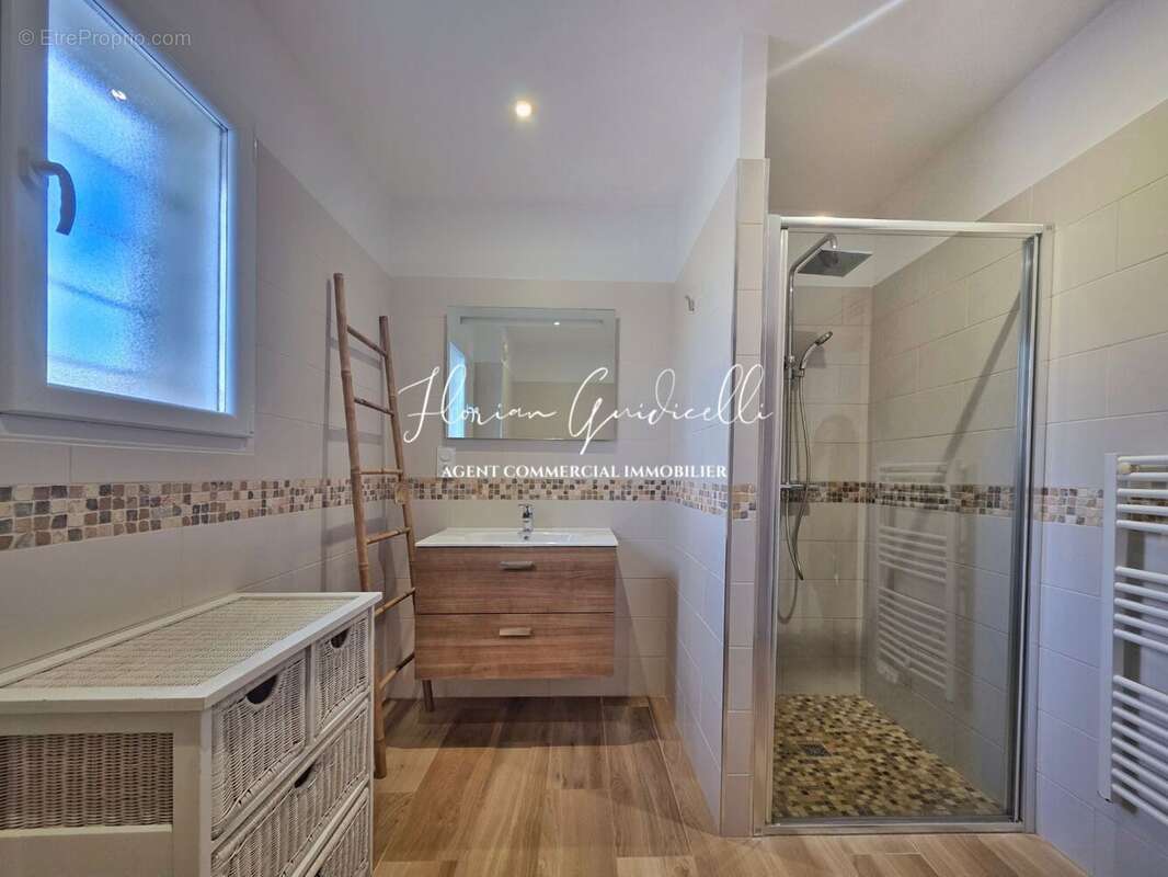 Appartement à SANTA-LUCIA-DI-MORIANI