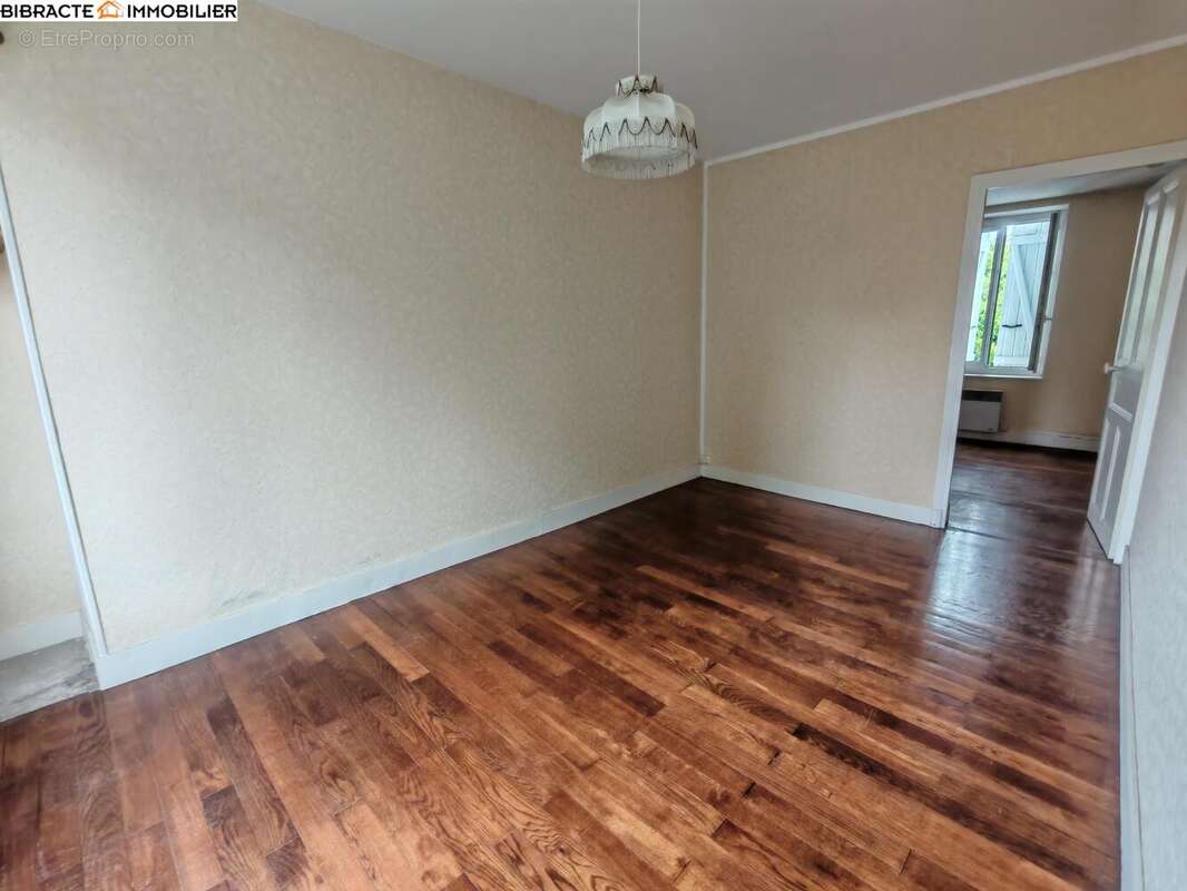 Maison 82 m² à Luzy  - photo 7
