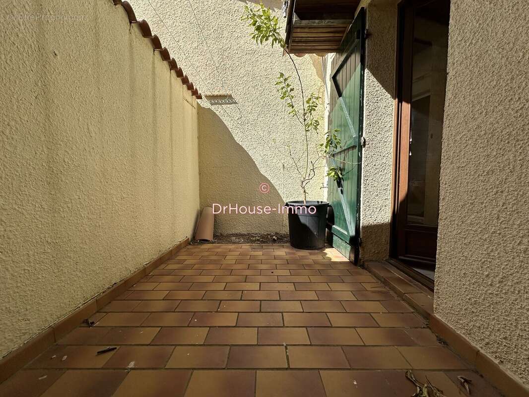 Maison 57 m² à Agde  - photo 4