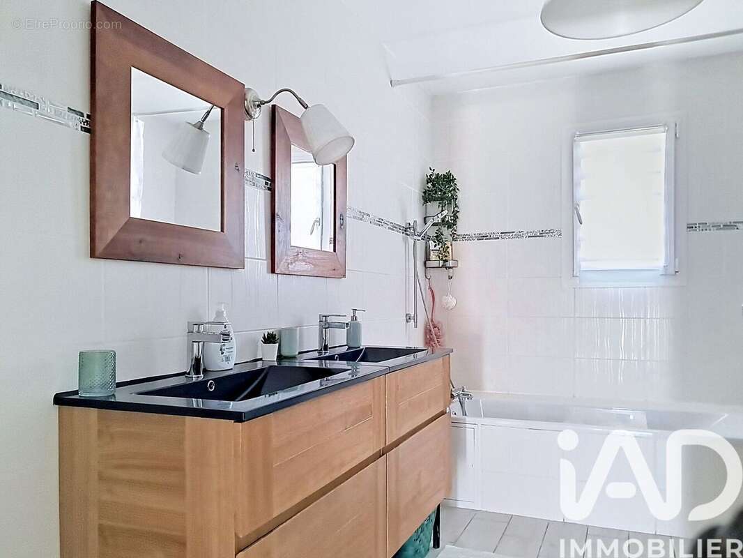 Maison 138 m² à Castelculier  - photo 3