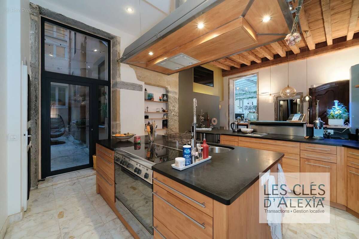 Appartement à LYON-1E