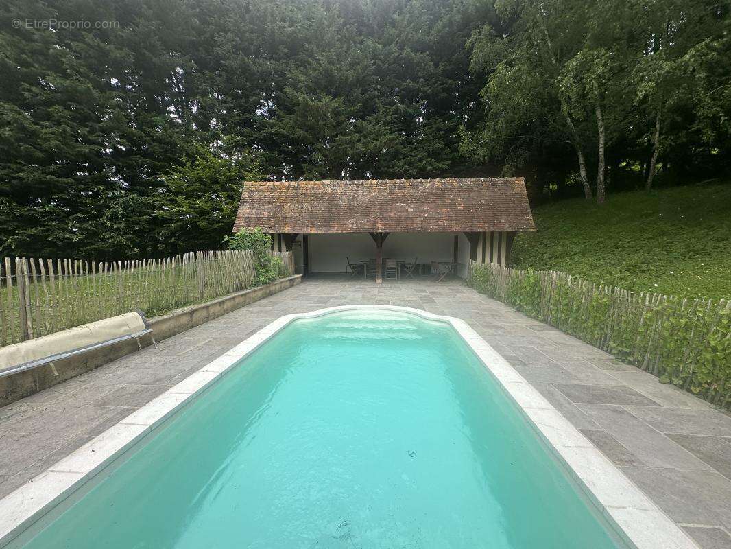 Maison à PONT-L'EVEQUE