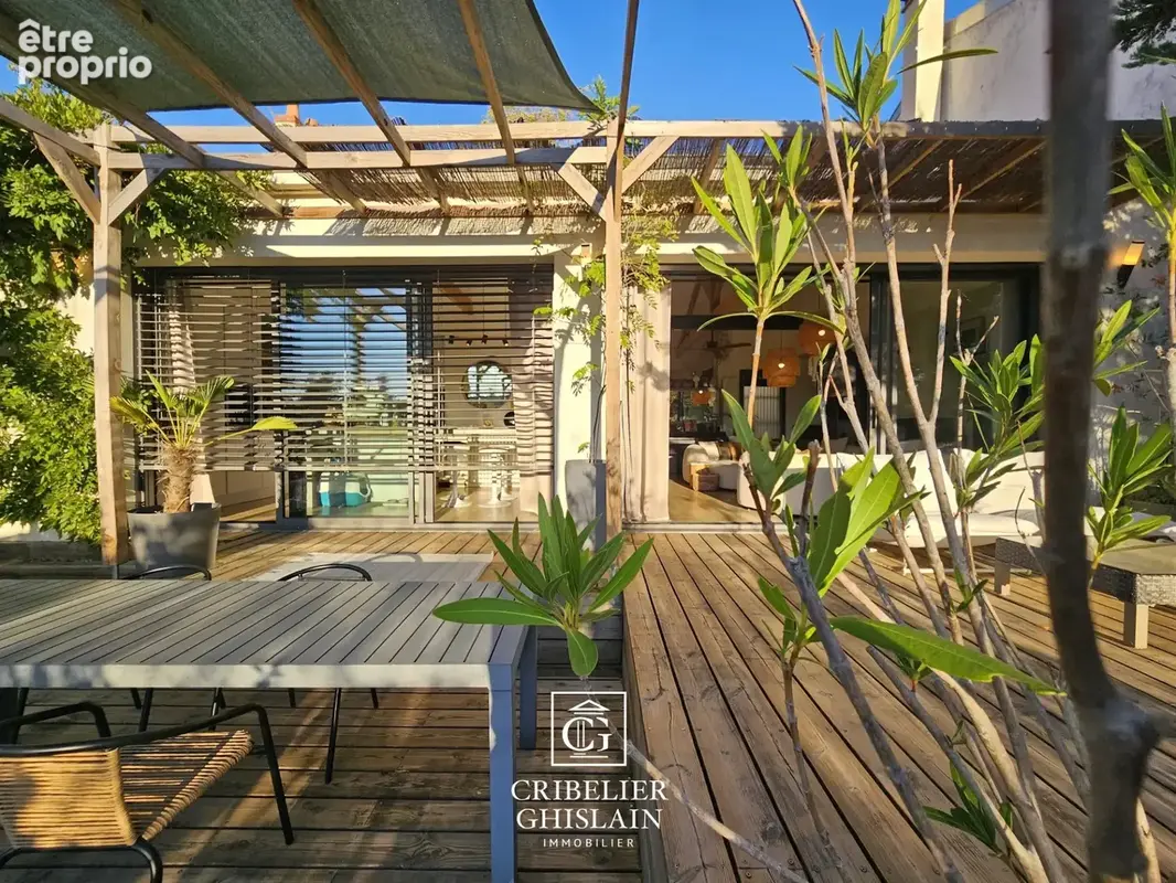 Maison d'architecte -125 m² -3 chambres - terrasse panoramique - Clisson centre - photo 3