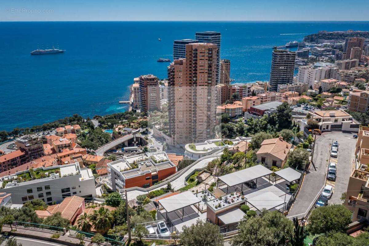 Appartement à ROQUEBRUNE-CAP-MARTIN
