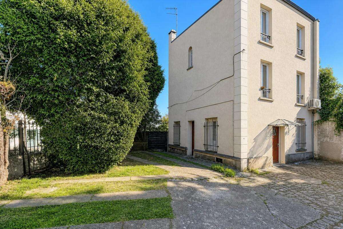 Fontenay-aux-Roses Studio 21 m² - Climatisé - photo 4