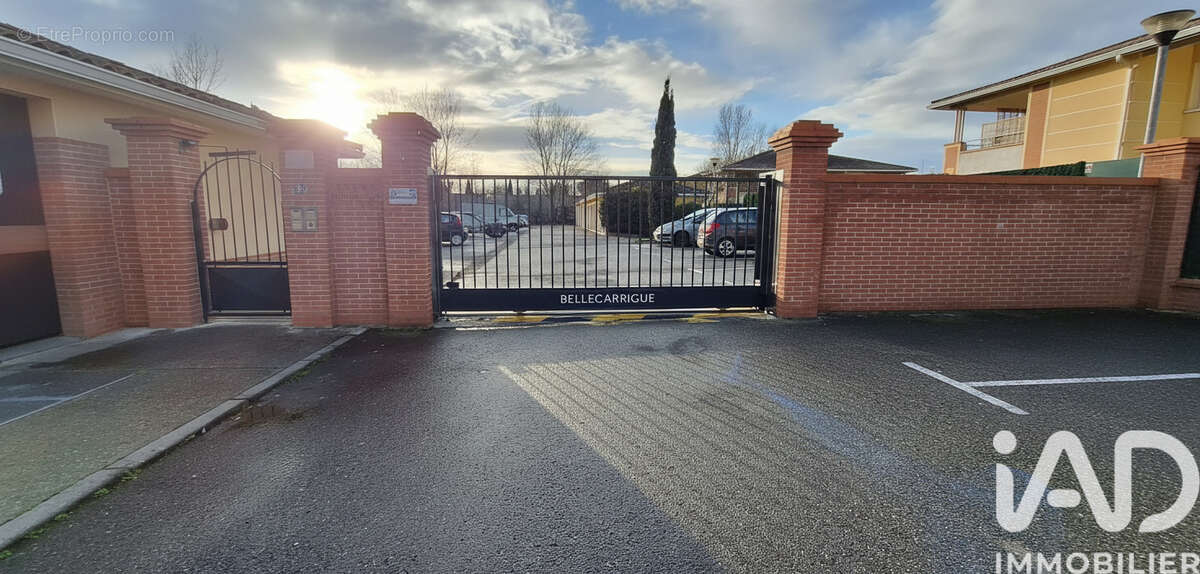 Parking 16 m² à Aucamville  - photo 8